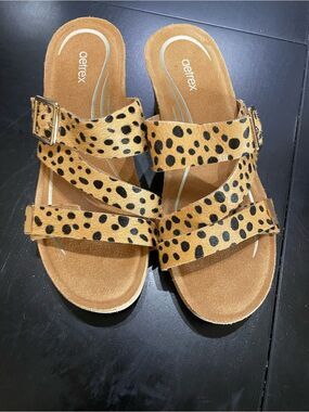 Aetrex Kimmy Arch Support Wedge Sandal Cheetah Boho-Chic Modern shoe 37 sz 6.5